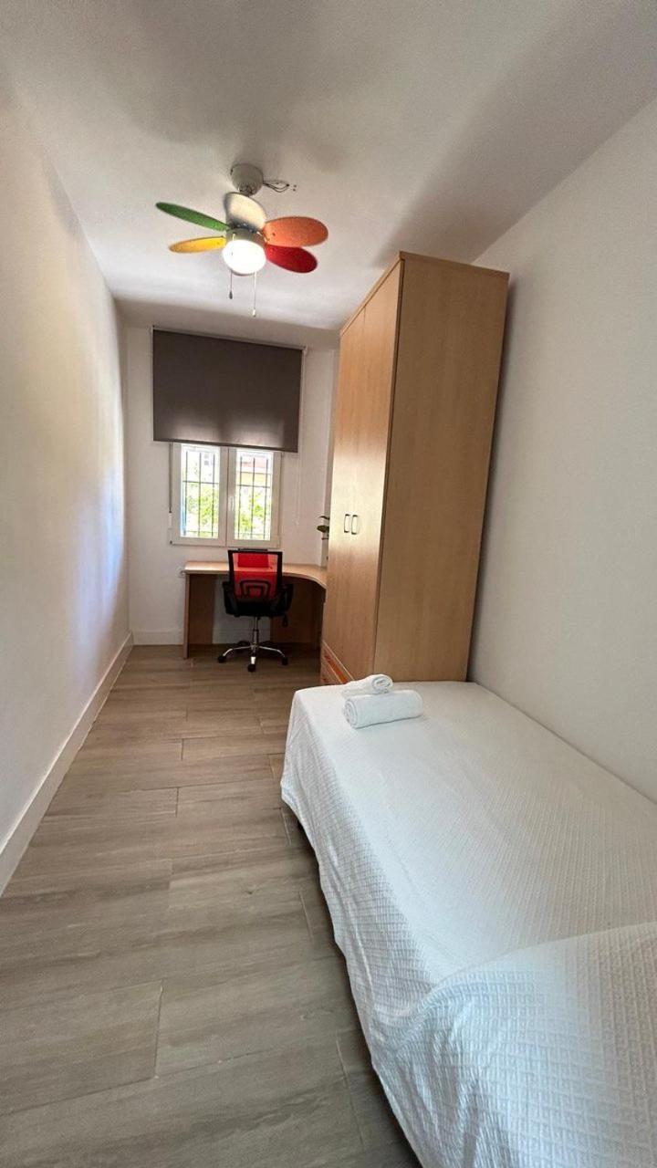 Albergue Piso Compartido Delyrent Acosta Jaén Exterior foto