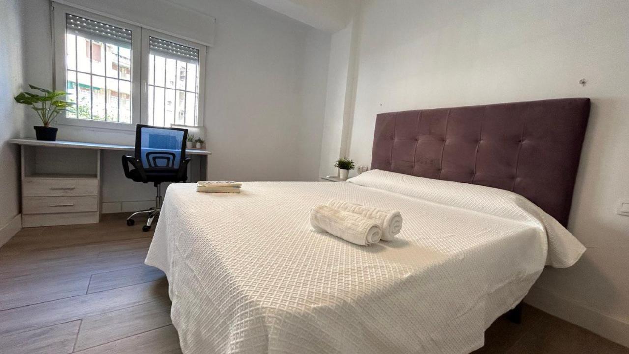 Albergue Piso Compartido Delyrent Acosta Jaén Exterior foto